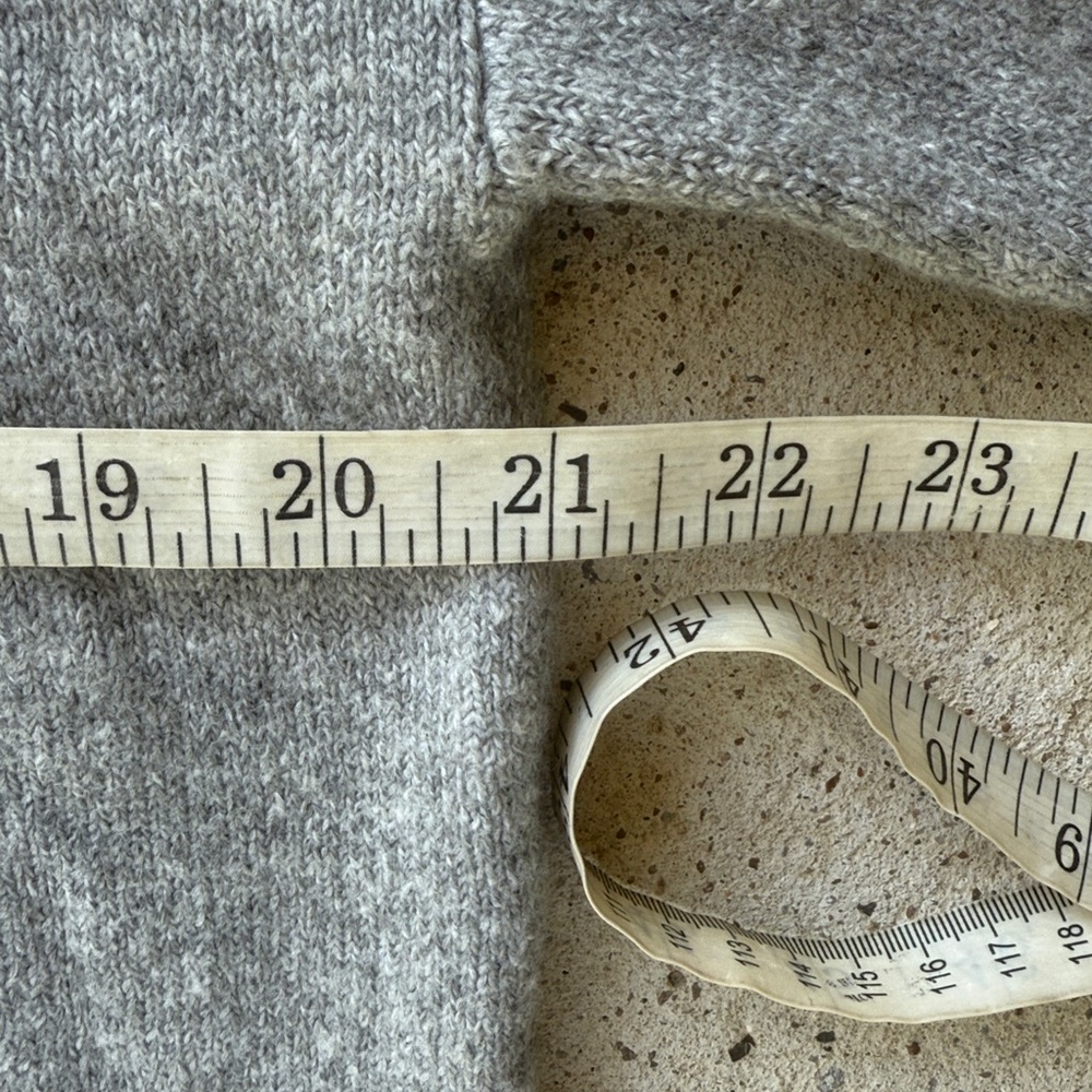 NWT Lou & Grey Dog Mom Hooded Gray Pullover Sweater Size Medium - Picture 8 of 11